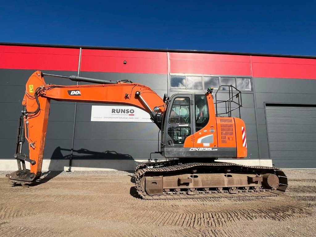 Doosan DX 235 LCR-5 - حفار زاحف: صورة 1 Doosan DX 235 LCR-5 - حفار زاحف: صورة 1