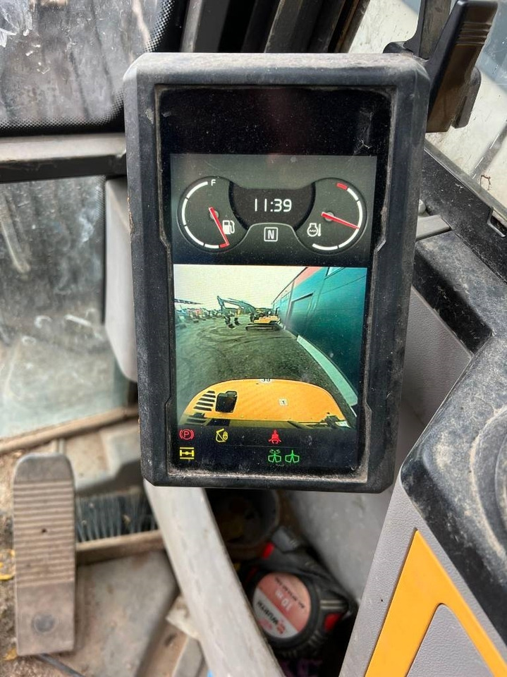 حفار ذو عجلات Volvo EW 60 E: صورة 16
