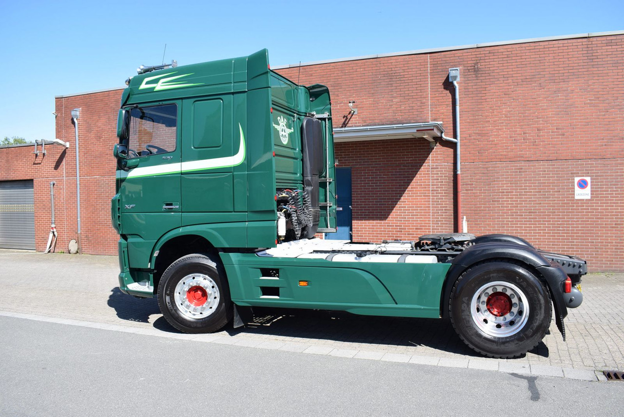 DAF XF 530 FT Retarder Leder Standklima Hydraulik - مقطورة السحب: صورة 4 DAF XF 530 FT Retarder Leder Standklima Hydraulik - مقطورة السحب: صورة 4