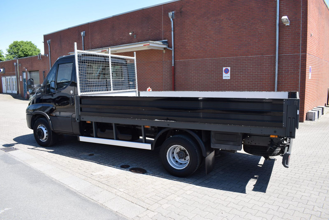 Iveco Daily 72 C 18 Pritsche Automatik Standheizung - شاحنة توصيل مفتوحة: صورة 4 Iveco Daily 72 C 18 Pritsche Automatik Standheizung - شاحنة توصيل مفتوحة: صورة 4