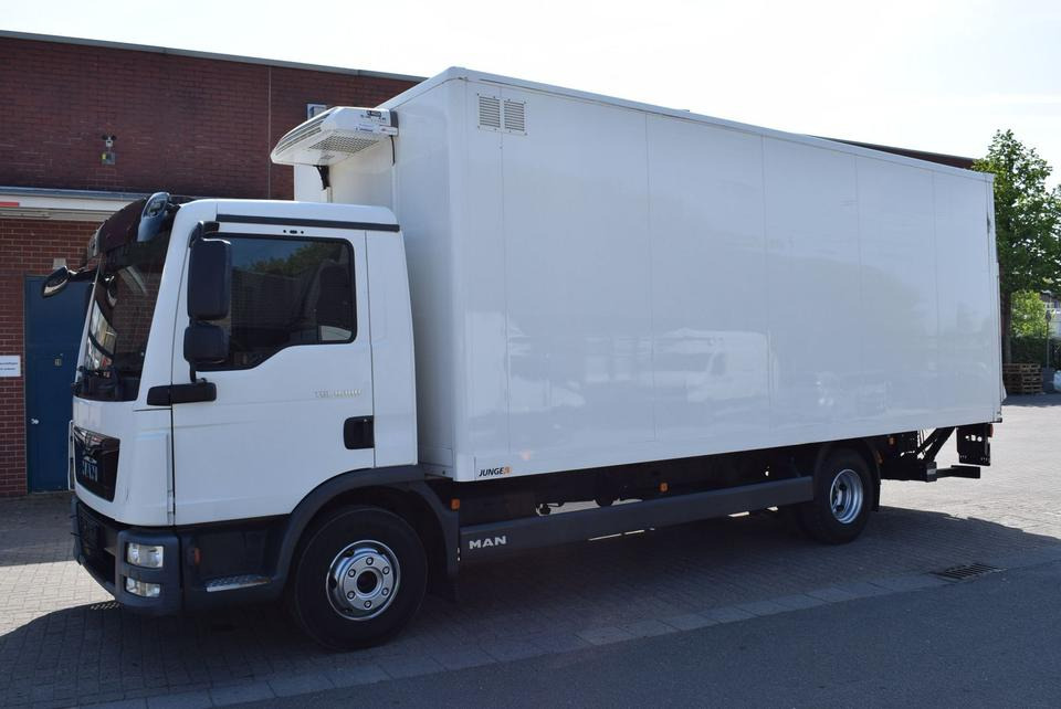 MAN TGL 8.180 Koffer 6,20mLBW 1000KG Klima - شاحنة صندوقية: صورة 3 MAN TGL 8.180 Koffer 6,20mLBW 1000KG Klima - شاحنة صندوقية: صورة 3