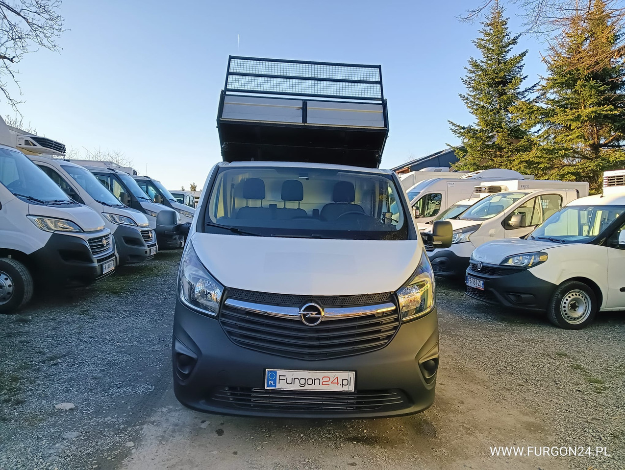 OPEL VIVARO WYWROTKA KIPER Z NAJAZDAMI NR 632 - قلاب صغير: صورة 2 OPEL VIVARO WYWROTKA KIPER Z NAJAZDAMI NR 632 - قلاب صغير: صورة 2