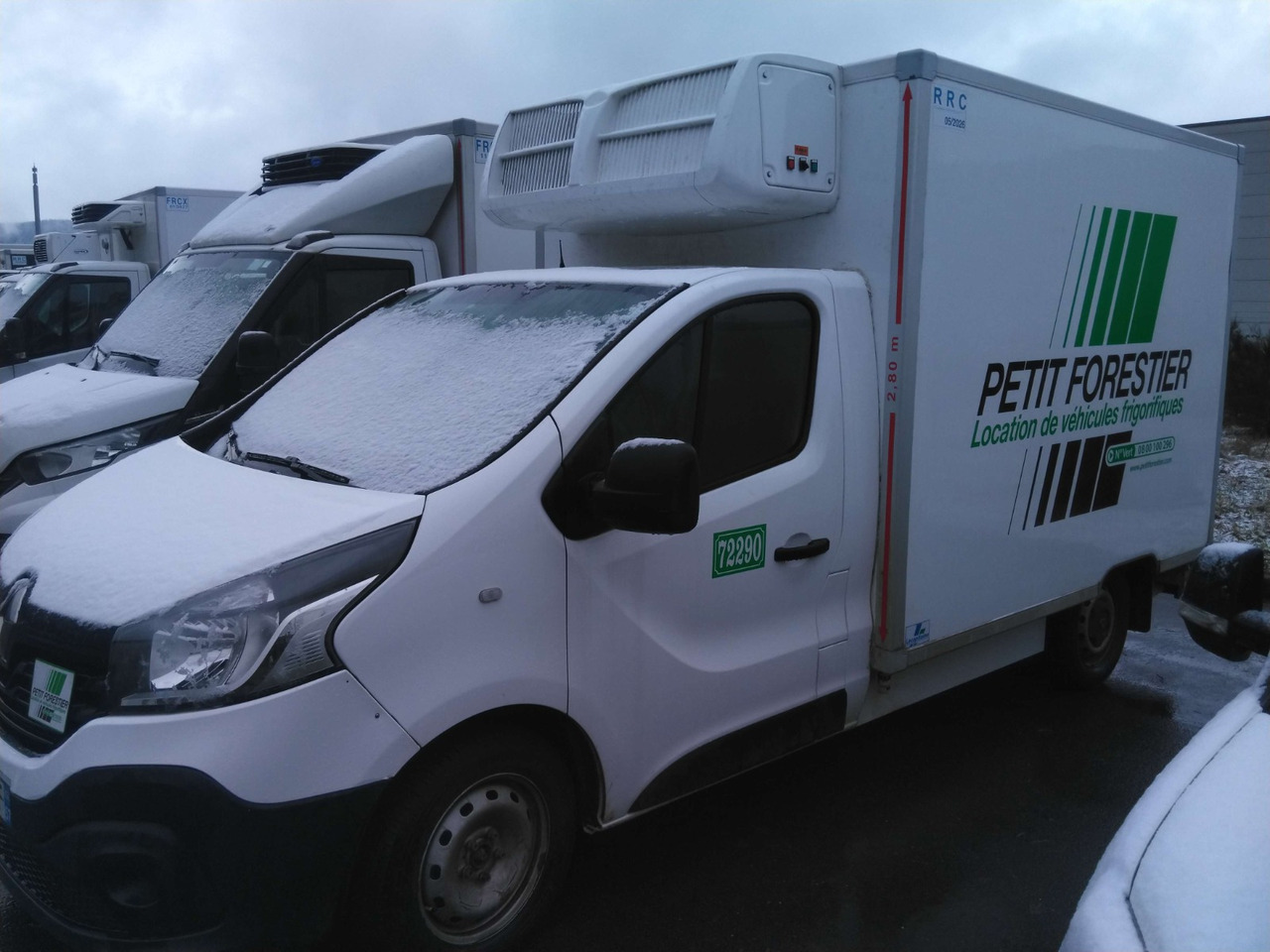 RENAULT TRAFIC KONTENER CHŁODNIA MROŹNIA NR 876 - شاحنة توصيل مبردة: صورة 1 RENAULT TRAFIC KONTENER CHŁODNIA MROŹNIA NR 876 - شاحنة توصيل مبردة: صورة 1