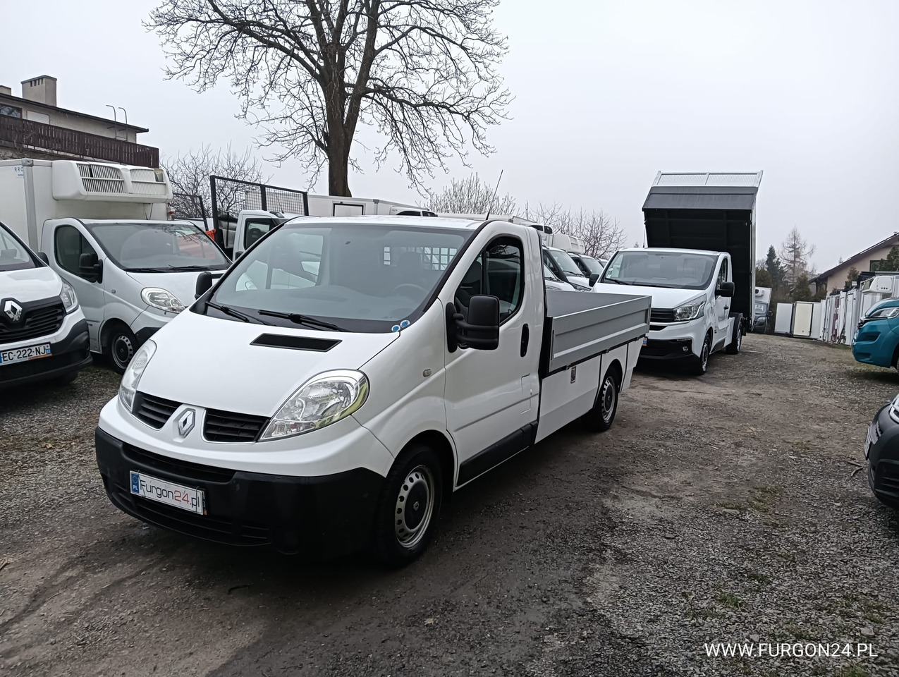 RENAULT TRAFIC PLATFORMA DO ZABUDOWY NR 625 - قلاب صغير: صورة 2 RENAULT TRAFIC PLATFORMA DO ZABUDOWY NR 625 - قلاب صغير: صورة 2