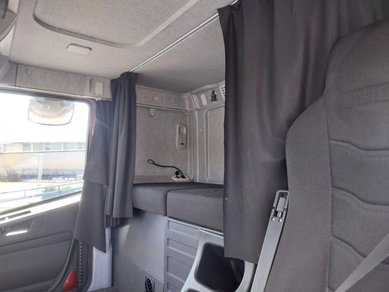 IVECO Stralis AS440S40TP - مقطورة السحب: صورة 5 IVECO Stralis AS440S40TP - مقطورة السحب: صورة 5