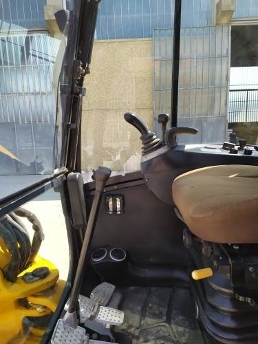حفار صغير JCB 8040: صورة 10