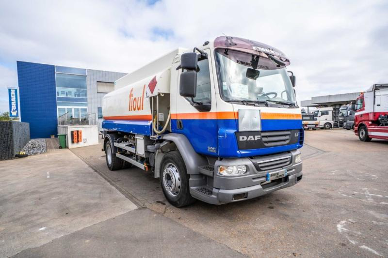 DAF LF55 280+ ALU 13000L/4 COMP. - شاحنة صهريج: صورة 2 DAF LF55 280+ ALU 13000L/4 COMP. - شاحنة صهريج: صورة 2
