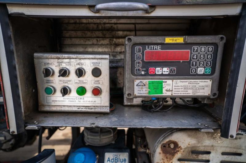 شاحنة صهريج Iveco EUROCARGO 160 E 25+11.000l/5comp.: صورة 9