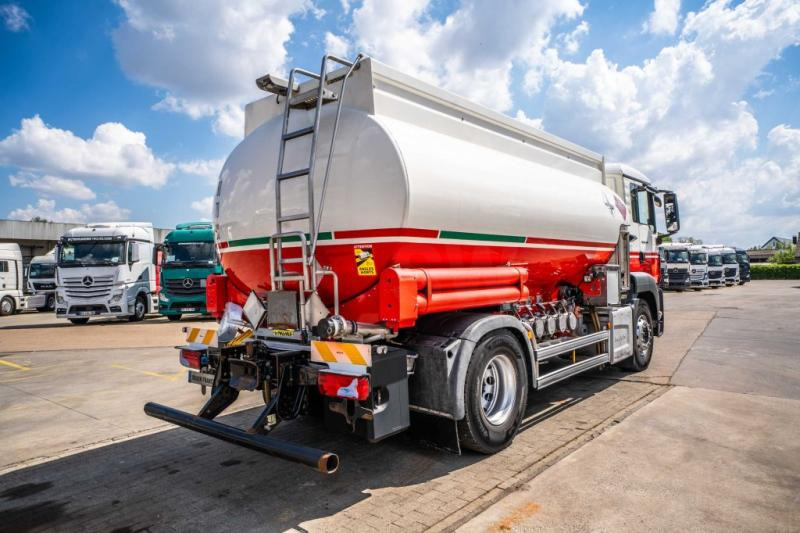MAN TGS 18.400 BL+MAGYAR 13.500L / 5 COMP - شاحنة صهريج: صورة 4 MAN TGS 18.400 BL+MAGYAR 13.500L / 5 COMP - شاحنة صهريج: صورة 4