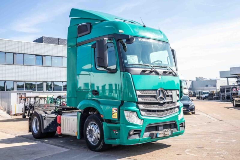 Mercedes ACTROS 1845 LS - مقطورة السحب: صورة 2 Mercedes ACTROS 1845 LS - مقطورة السحب: صورة 2