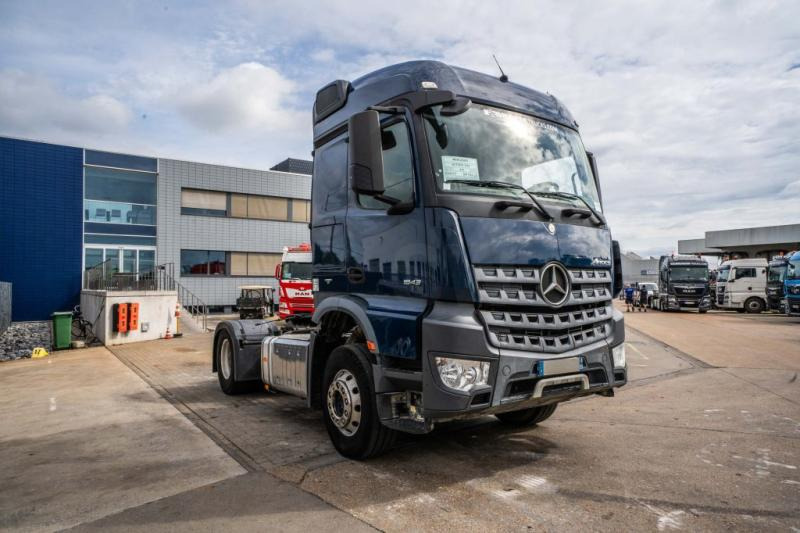 Mercedes AROCS 1843 LS ( NO ACTROS)+BIG AXLE+HYDR. - رأس تريلا: صورة 2 Mercedes AROCS 1843 LS ( NO ACTROS)+BIG AXLE+HYDR. - رأس تريلا: صورة 2