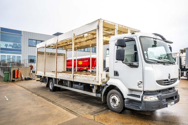 Renault MIDLUM 180 DXI (12 T) - شاحنة ذات ستائر جانبية: صورة 2 Renault MIDLUM 180 DXI (12 T) - شاحنة ذات ستائر جانبية: صورة 2