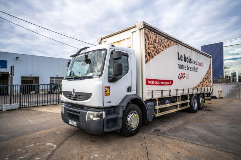 Renault PREMIUM 310 6X2 + Palfinger 2.5T - شاحنة ذات ستائر جانبية: صورة 1 Renault PREMIUM 310 6X2 + Palfinger 2.5T - شاحنة ذات ستائر جانبية: صورة 1