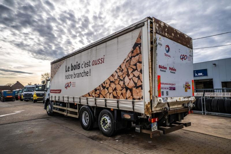 Renault PREMIUM 310 6X2 + Palfinger 2.5T - شاحنة ذات ستائر جانبية: صورة 5 Renault PREMIUM 310 6X2 + Palfinger 2.5T - شاحنة ذات ستائر جانبية: صورة 5
