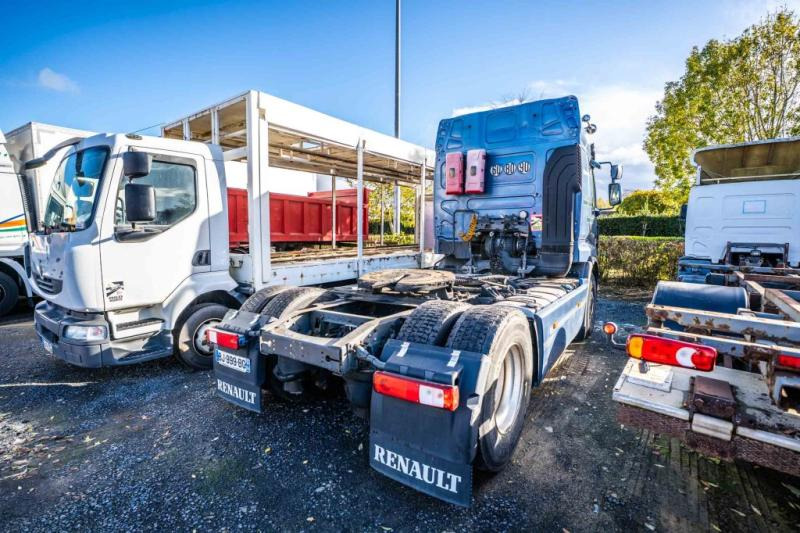 Renault PREMIUM 450 DXI+VOITH+ problème moteur - رأس تريلا: صورة 4 Renault PREMIUM 450 DXI+VOITH+ problème moteur - رأس تريلا: صورة 4