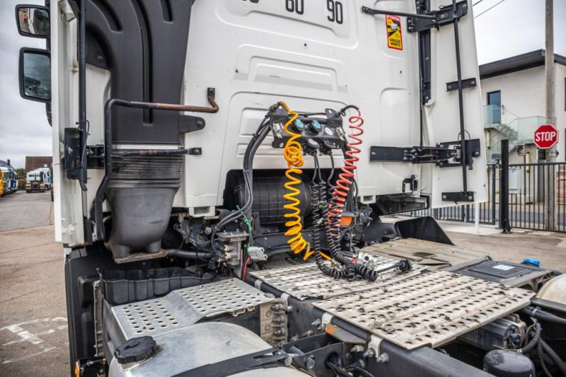 Renault T520+INTARDER+BIG AXLE+ 70Ton - رأس تريلا: صورة 5 Renault T520+INTARDER+BIG AXLE+ 70Ton - رأس تريلا: صورة 5