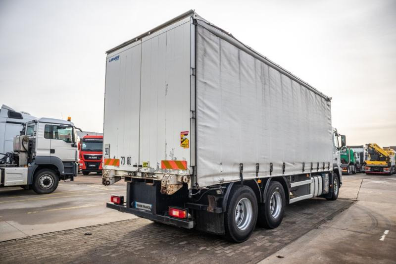 Volvo FM330-6x2-10 pneus/tires-intarder - شاحنة ذات ستائر جانبية: صورة 3 Volvo FM330-6x2-10 pneus/tires-intarder - شاحنة ذات ستائر جانبية: صورة 3
