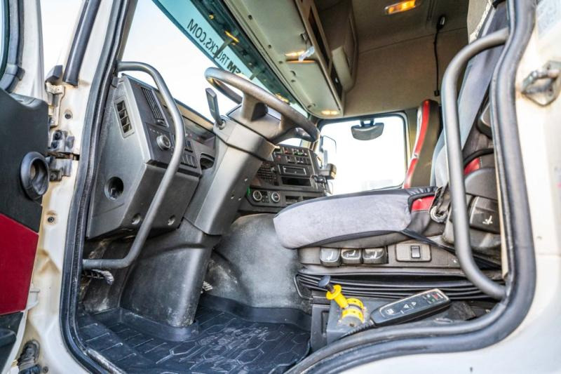 رأس تريلا Volvo FMX 460 GLOB + HYDR: صورة 10