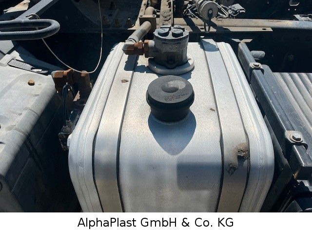 MAN 18.400 / 4x2 Hydraulik Orginal KM TipTop 18.400 / 4x2 Hydraulik Orginal KM TipTop - رأس تريلا: صورة 4 MAN 18.400 / 4x2 Hydraulik Orginal KM TipTop 18.400 / 4x2 Hydraulik Orginal KM TipTop - رأس تريلا: صورة 4