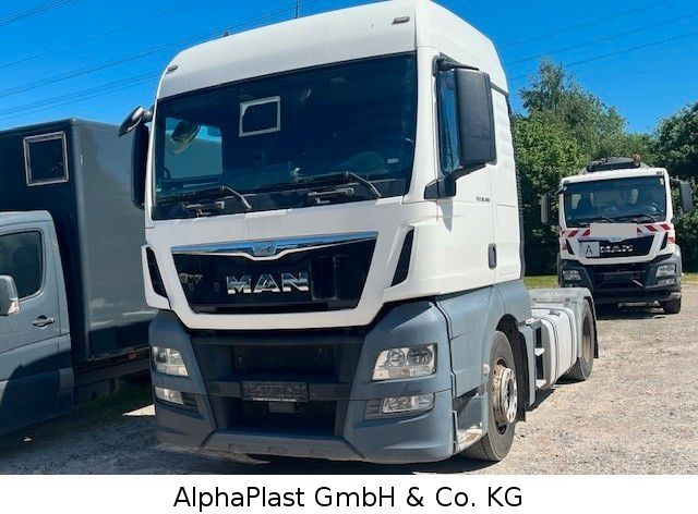 MAN 18.400 / 4x2 Hydraulik Orginal KM TipTop 18.400 / 4x2 Hydraulik Orginal KM TipTop - رأس تريلا: صورة 1 MAN 18.400 / 4x2 Hydraulik Orginal KM TipTop 18.400 / 4x2 Hydraulik Orginal KM TipTop - رأس تريلا: صورة 1