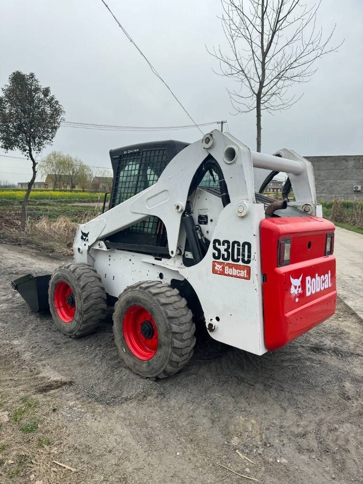 Bobcat S 300 - شيول صغير: صورة 5 Bobcat S 300 - شيول صغير: صورة 5