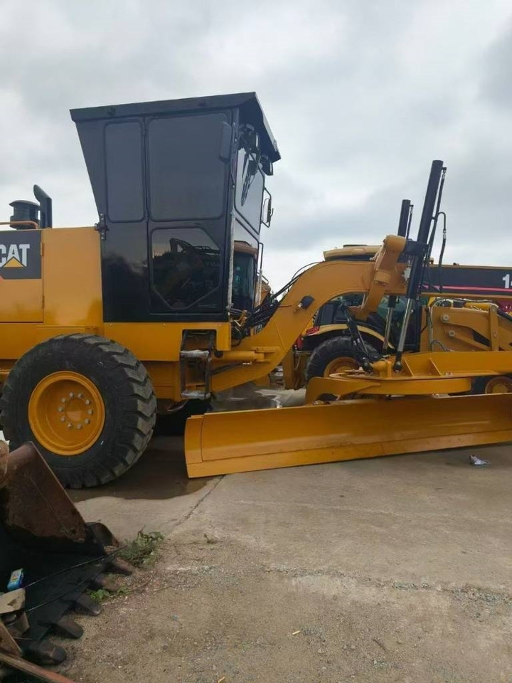 CAT 140K - ماكينة تسوية: صورة 3 CAT 140K - ماكينة تسوية: صورة 3