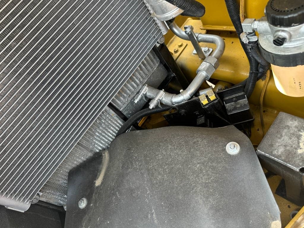 CAT 307E2 - حفار صغير: صورة 4 CAT 307E2 - حفار صغير: صورة 4