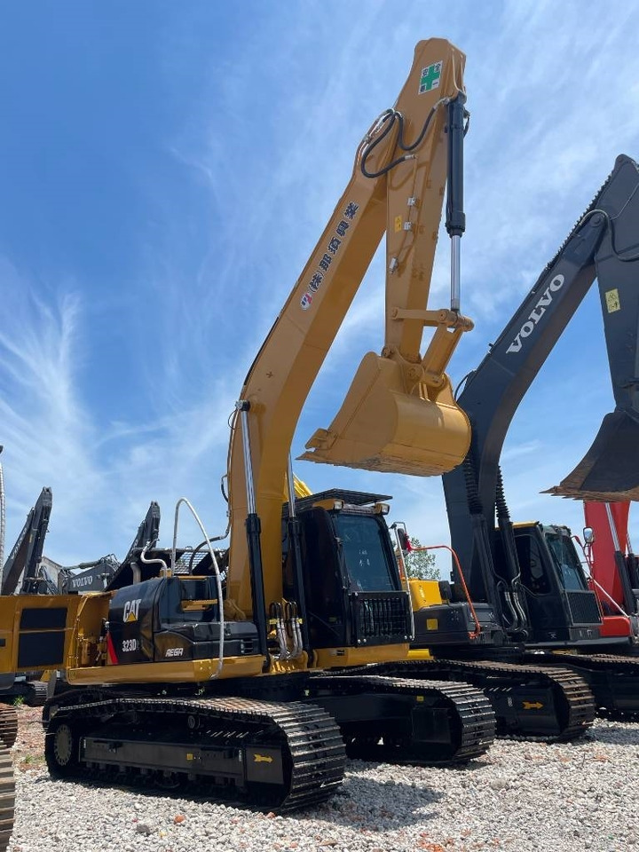 CAT 323D2 - حفار زاحف: صورة 4 CAT 323D2 - حفار زاحف: صورة 4