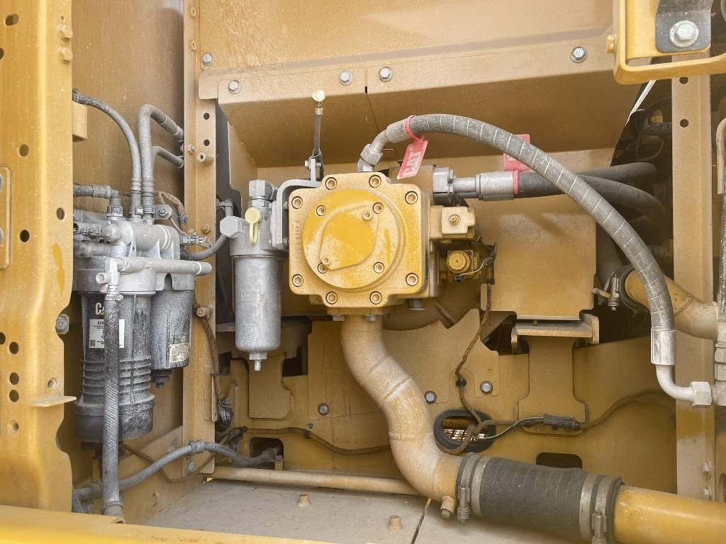 CAT 323GC - حفار زاحف: صورة 5 CAT 323GC - حفار زاحف: صورة 5