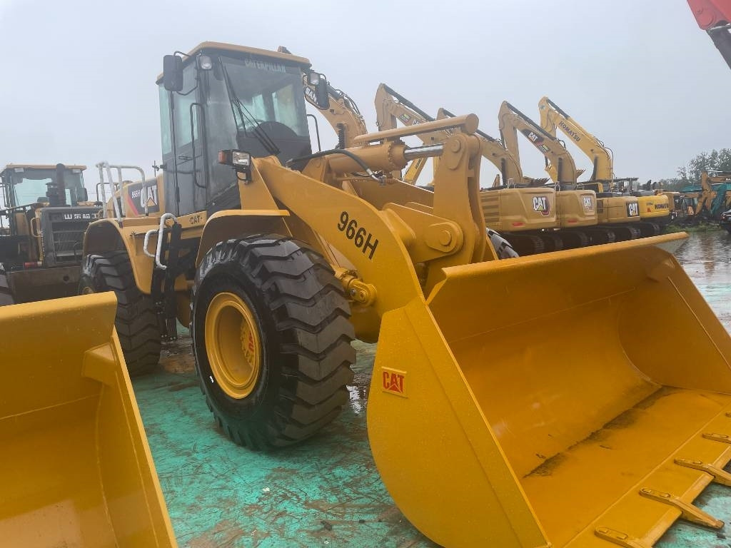 CAT 966 H - اللودر بعجل: صورة 1 CAT 966 H - اللودر بعجل: صورة 1