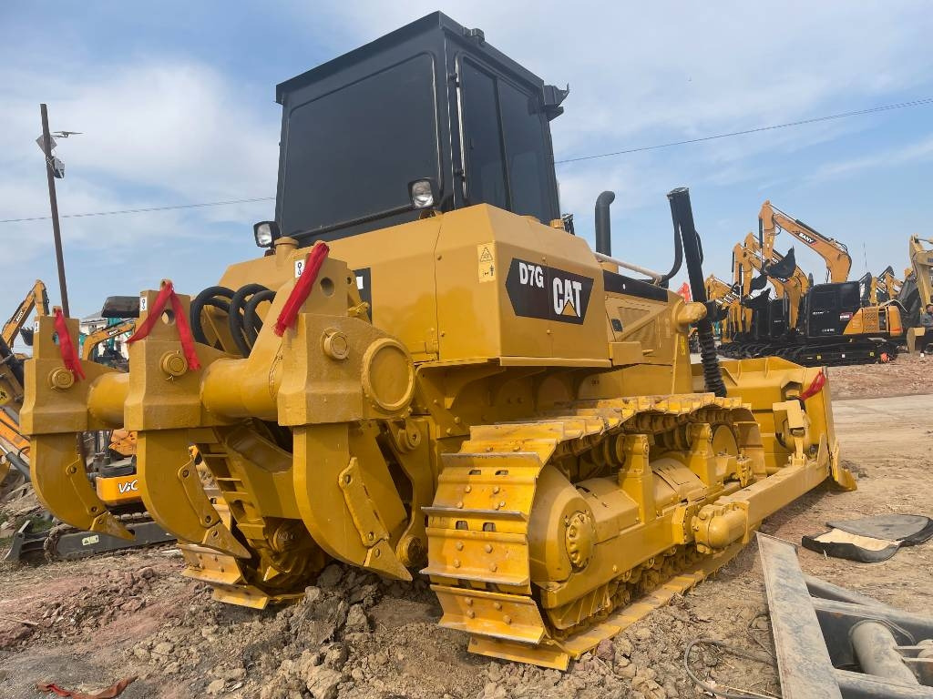 CAT D 7 G - بلدوزر: صورة 1 CAT D 7 G - بلدوزر: صورة 1