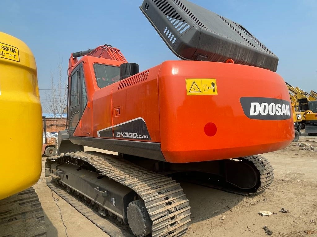 Doosan DX 300  - حفار زاحف: صورة 4 Doosan DX 300  - حفار زاحف: صورة 4