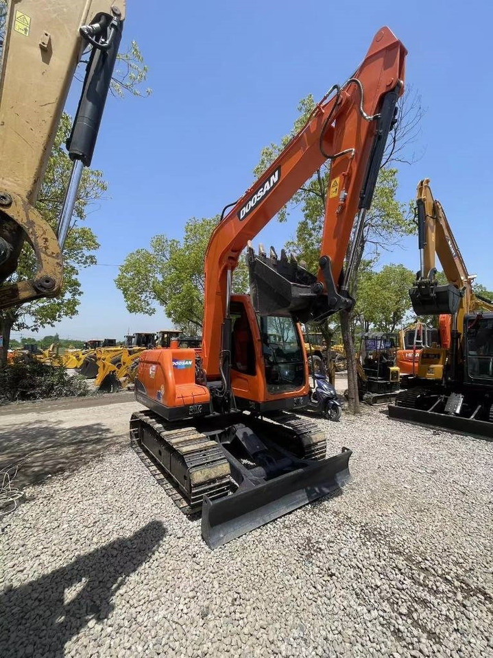 Doosan DX 75-9 C  - حفار صغير: صورة 3 Doosan DX 75-9 C  - حفار صغير: صورة 3