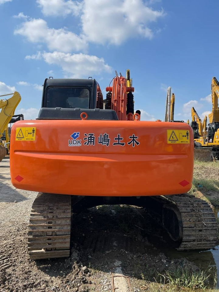 Hitachi ZX 120 - حفار زاحف: صورة 3 Hitachi ZX 120 - حفار زاحف: صورة 3