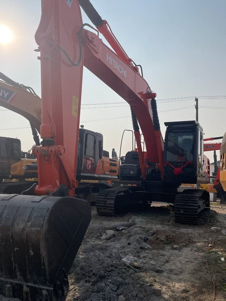 Hitachi ZX 210 - حفار زاحف: صورة 4 Hitachi ZX 210 - حفار زاحف: صورة 4