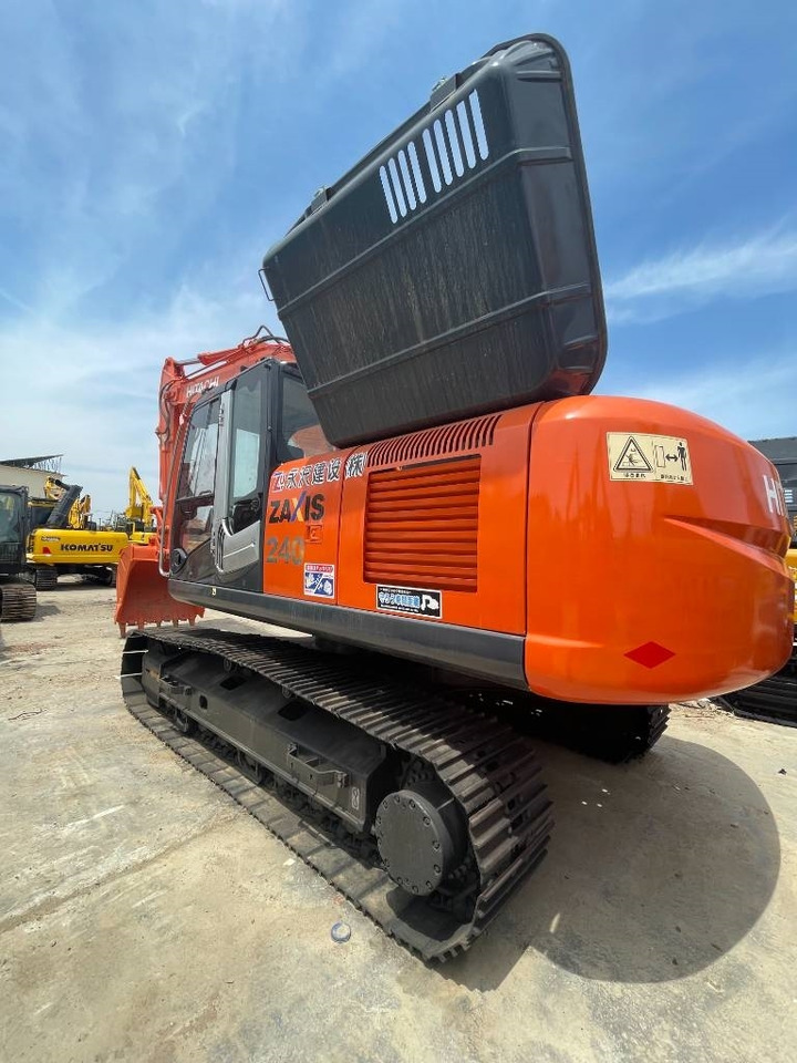 Hitachi ZX 240 - حفار زاحف: صورة 3 Hitachi ZX 240 - حفار زاحف: صورة 3