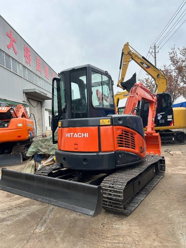 Hitachi ZX 50 - حفار صغير: صورة 2 Hitachi ZX 50 - حفار صغير: صورة 2