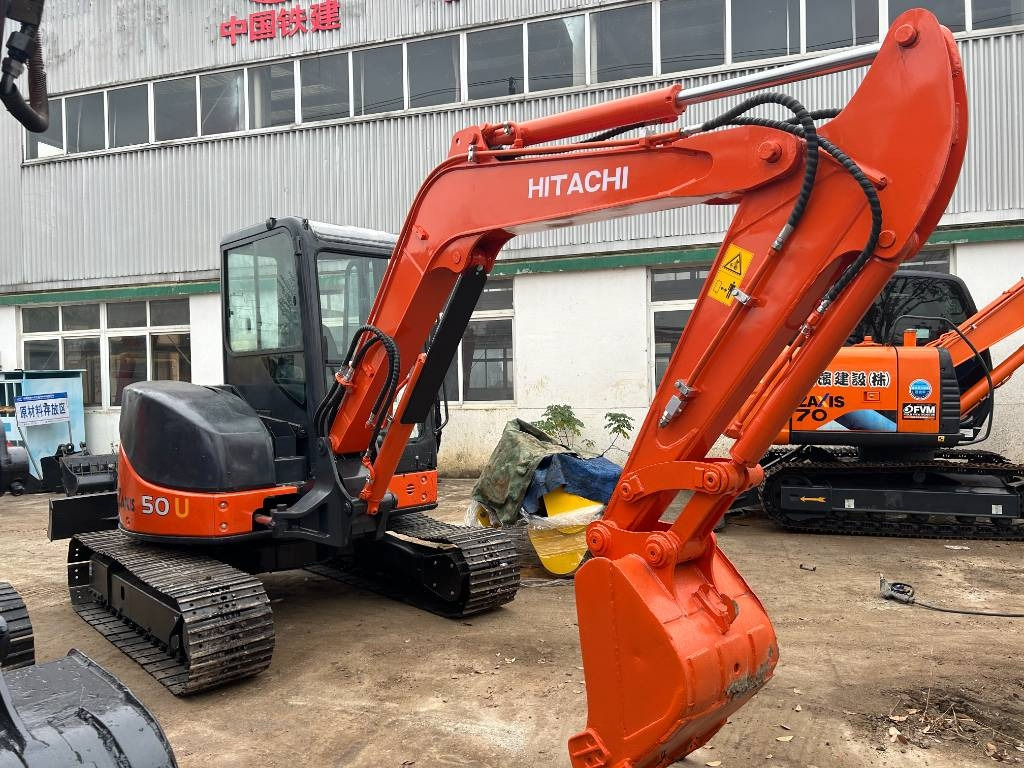 Hitachi ZX 50 - حفار صغير: صورة 1 Hitachi ZX 50 - حفار صغير: صورة 1