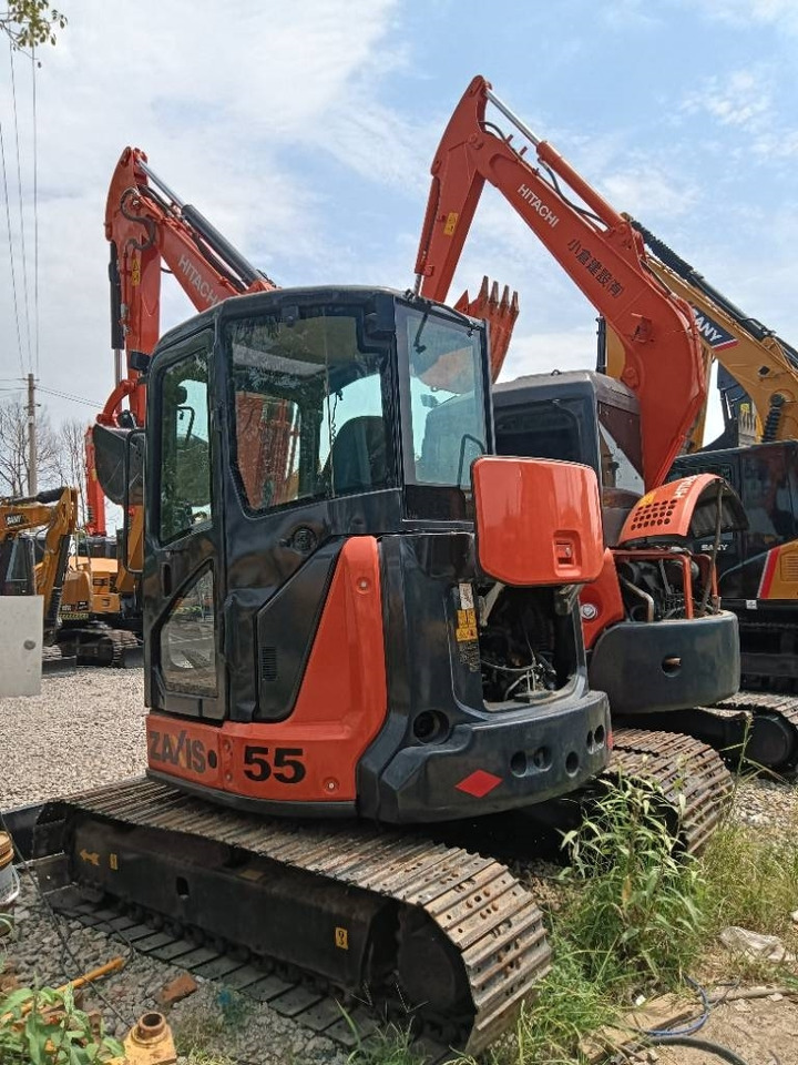 Hitachi ZX 55 - حفار زاحف: صورة 5 Hitachi ZX 55 - حفار زاحف: صورة 5
