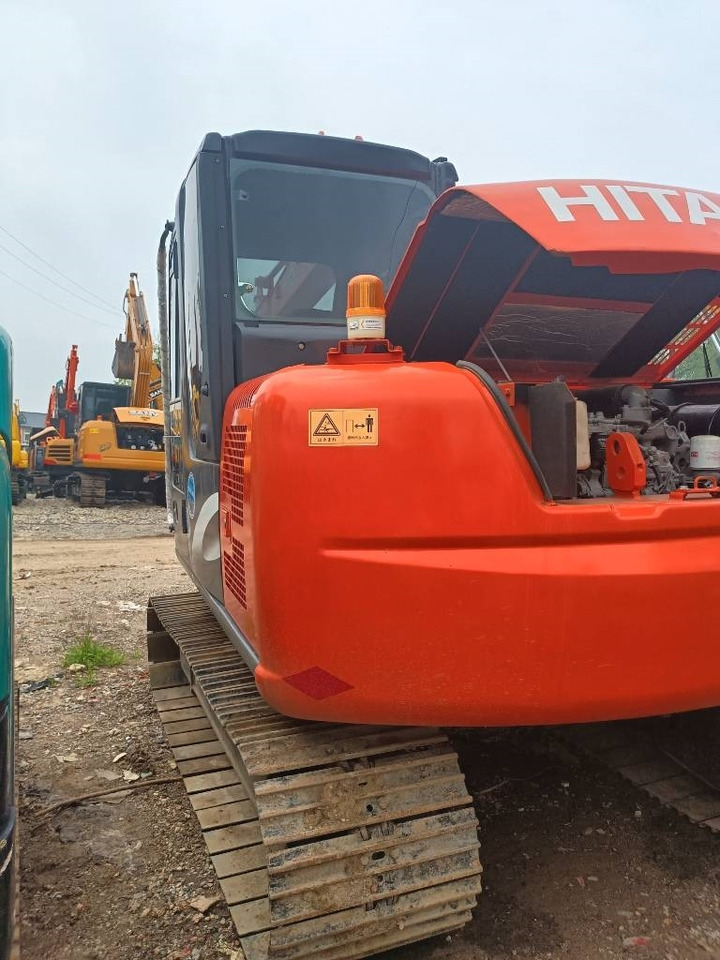 Hitachi ZX 70 - حفار زاحف: صورة 4 Hitachi ZX 70 - حفار زاحف: صورة 4