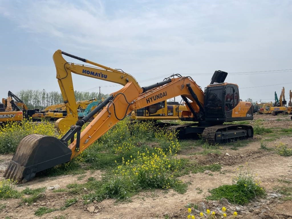 Hyundai 225LC-9S - حفار زاحف: صورة 3 Hyundai 225LC-9S - حفار زاحف: صورة 3