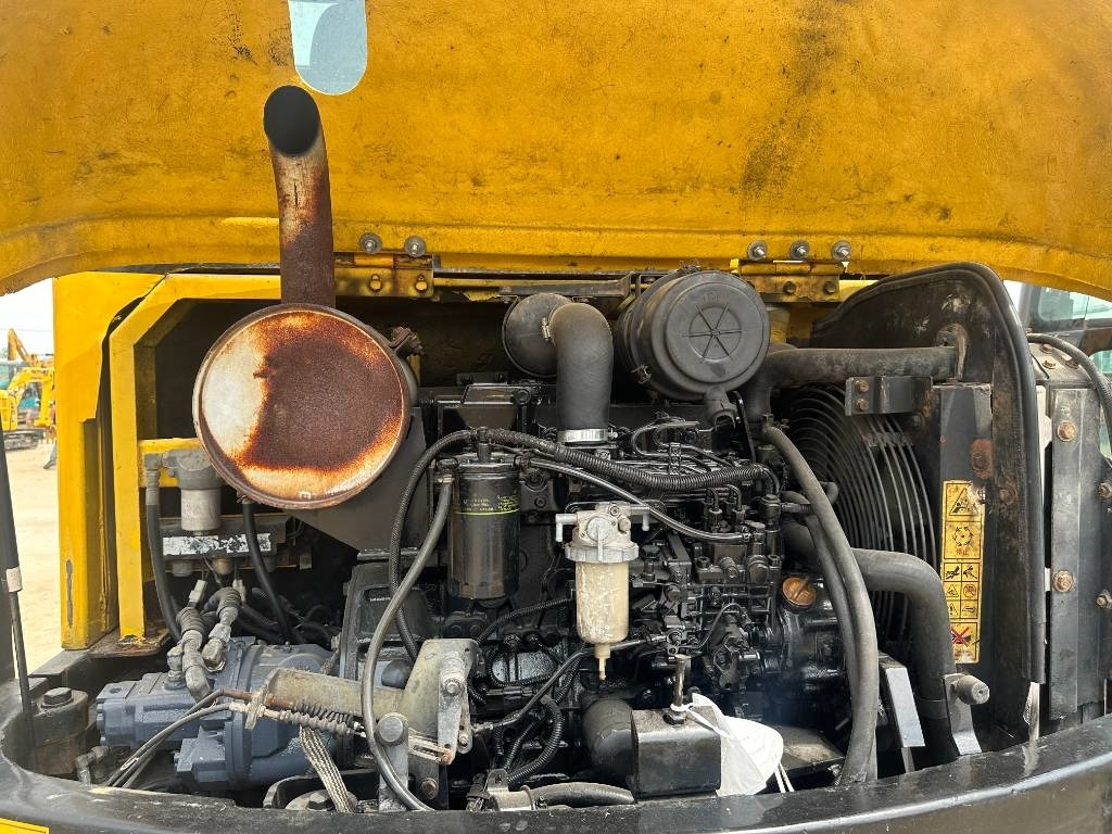 Hyundai 60 - حفار صغير: صورة 3 Hyundai 60 - حفار صغير: صورة 3
