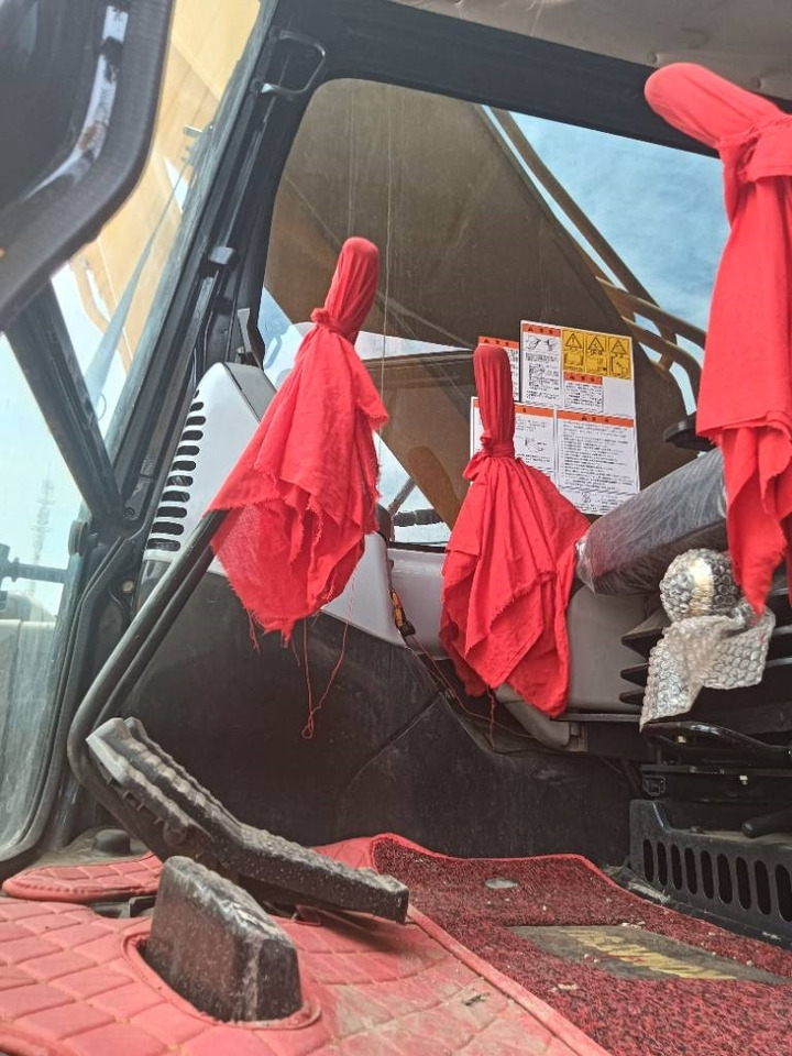 Komatsu PC 350 - حفار زاحف: صورة 5 Komatsu PC 350 - حفار زاحف: صورة 5