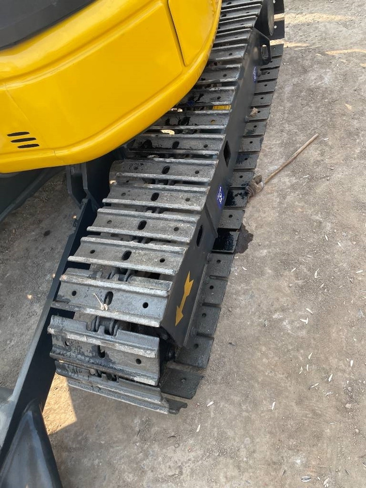 Komatsu PC 35 - حفار زاحف: صورة 4 Komatsu PC 35 - حفار زاحف: صورة 4