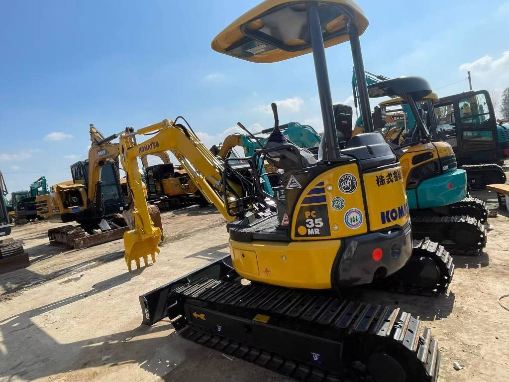 Komatsu PC 35 - حفار صغير: صورة 1 Komatsu PC 35 - حفار صغير: صورة 1