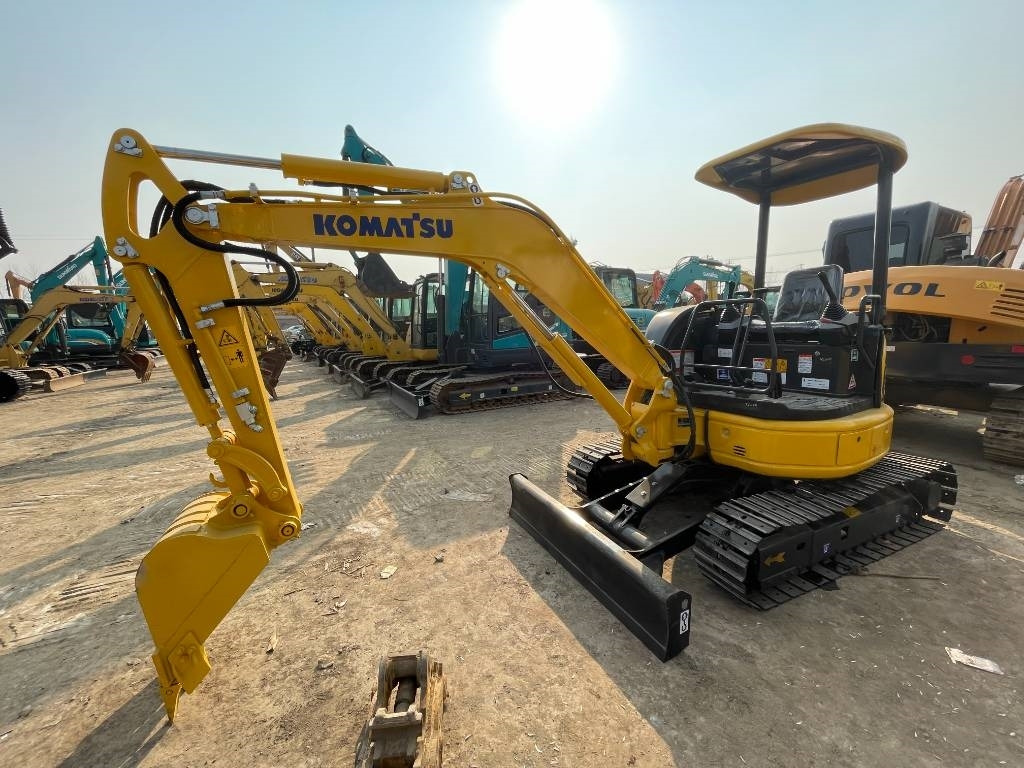 Komatsu PC 35 - حفار صغير: صورة 3 Komatsu PC 35 - حفار صغير: صورة 3
