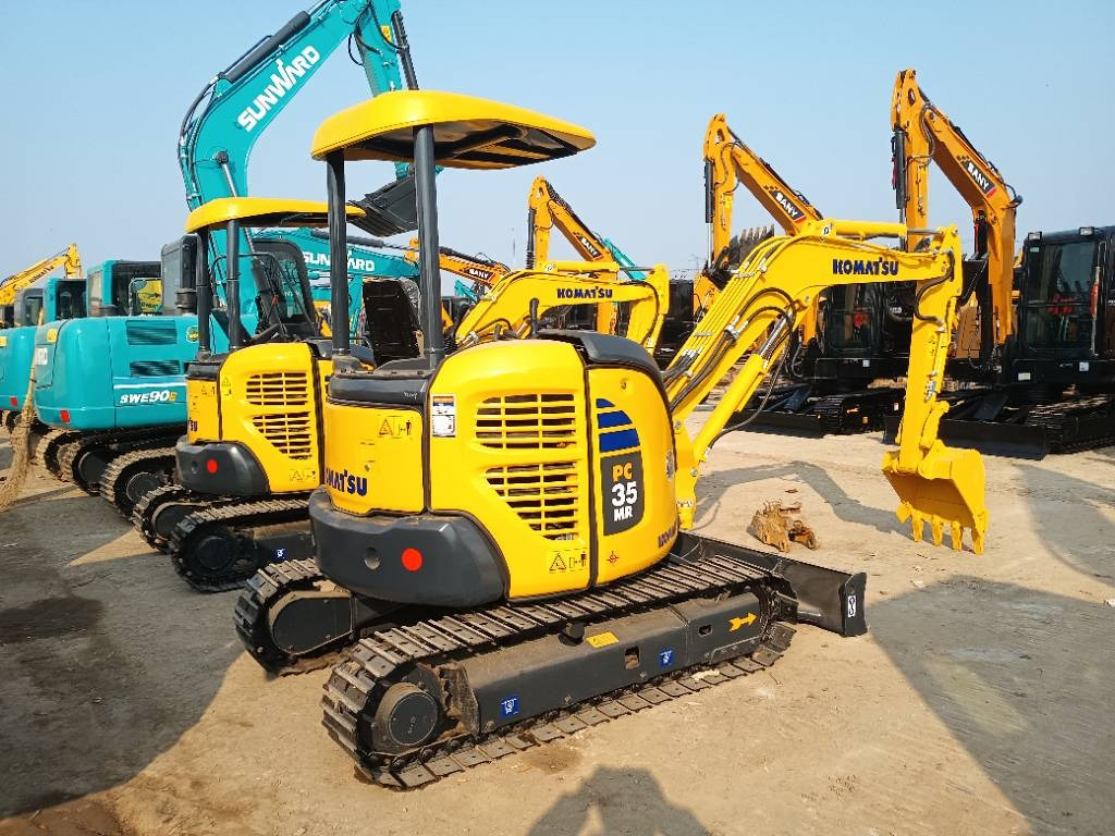 Komatsu PC 35 - حفار صغير: صورة 1 Komatsu PC 35 - حفار صغير: صورة 1