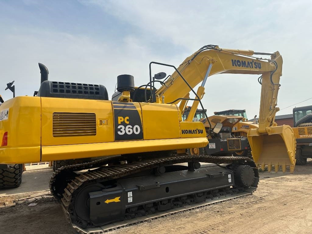 Komatsu PC 360 - حفار زاحف: صورة 2 Komatsu PC 360 - حفار زاحف: صورة 2