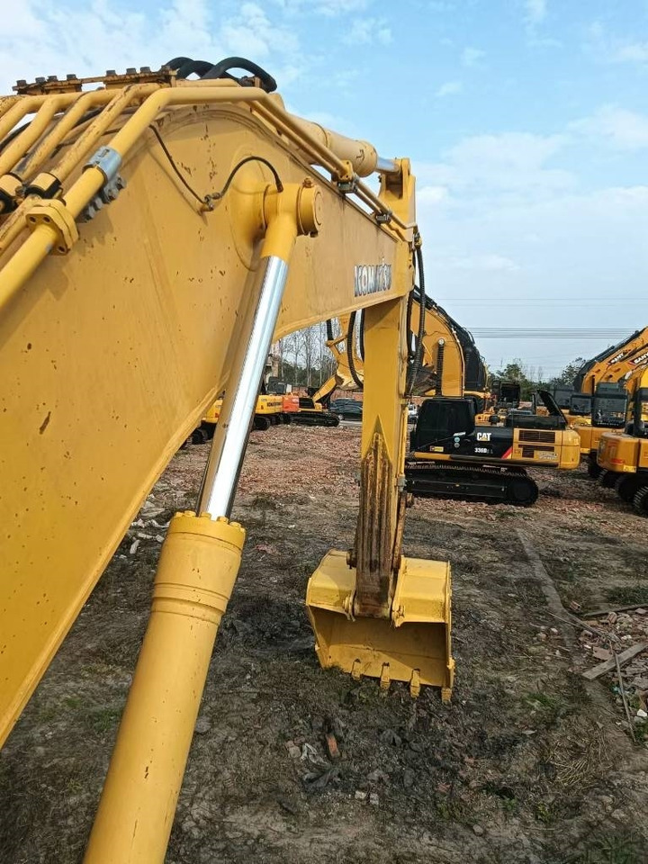 Komatsu PC 400-8 R - حفار زاحف: صورة 5 Komatsu PC 400-8 R - حفار زاحف: صورة 5