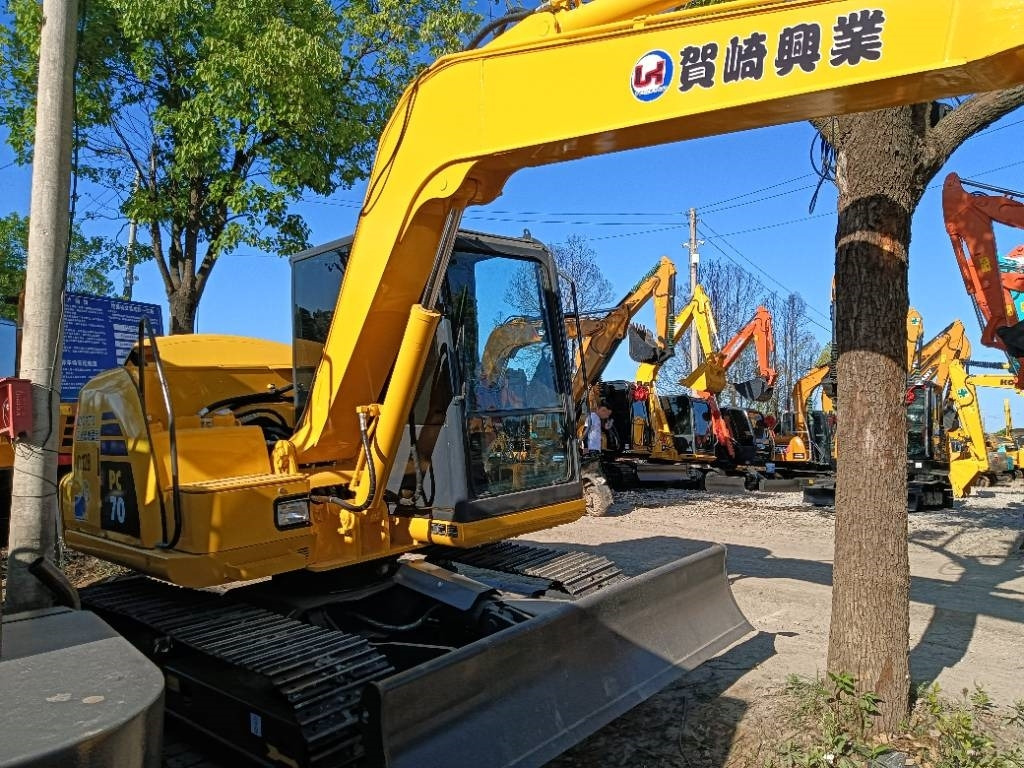 Komatsu PC 70 - حفار زاحف: صورة 5 Komatsu PC 70 - حفار زاحف: صورة 5